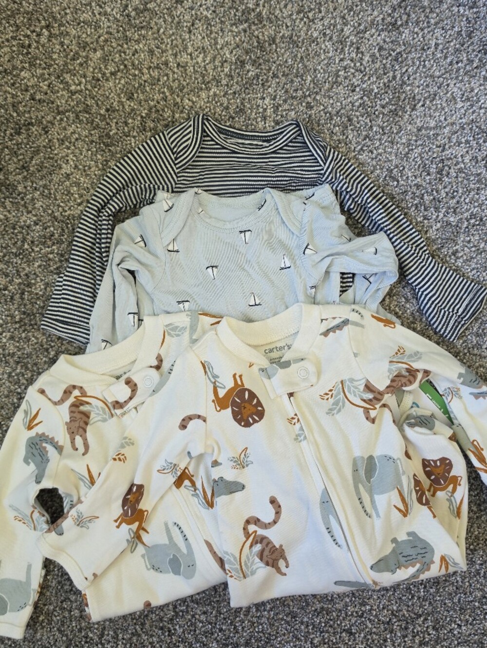 Carter's 2 Gowns And 2 Sleepers